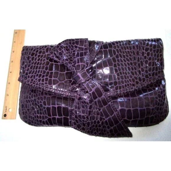 Nine West Clutch Purse -Purple Faux Snakeskin Leather with Bow -New without tags - Picture 15 of 16